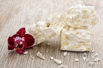 torrone alle mandorle