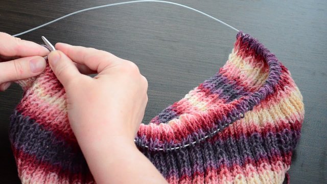 Spokes and wool