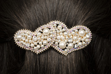 barrette in the hair