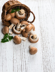 Raw brown champignon mushrooms