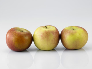 apples