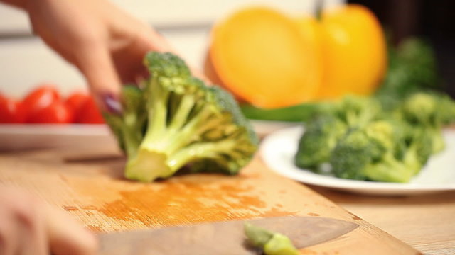 preparation of fresh broccoli for cooking
