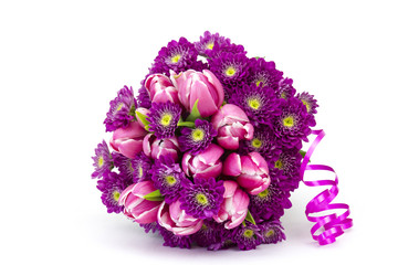 Obraz premium Bouquet made of tulips and chrysanthemum flowers