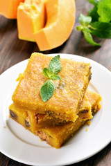 Pumpkin pie with nuts