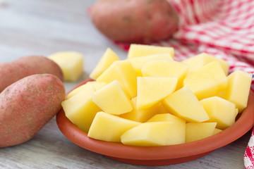 Raw cutted potatoes