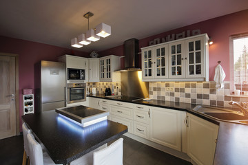 intérieur maison cuisine