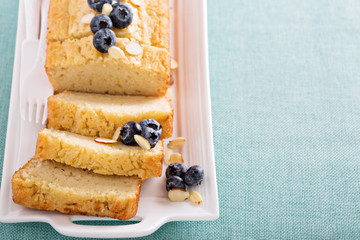 Lemon and almond pound cake