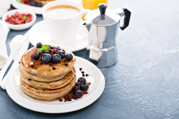 Fluffy chocolate chip pancakes 