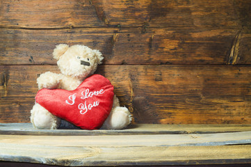 pluszak i serce z napisem"i love you" © Mike Mareen