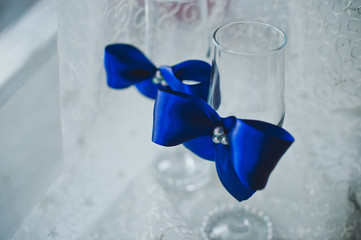 Glasses with blue bows 4602.