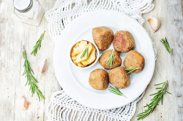turkey liver meatballs with caramelized apples