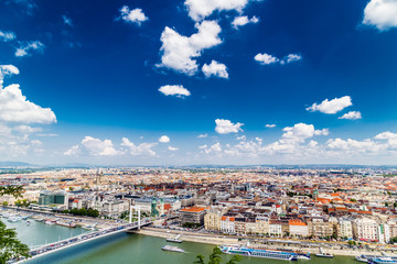 Fototapeta premium The Danube River runs through Budapest