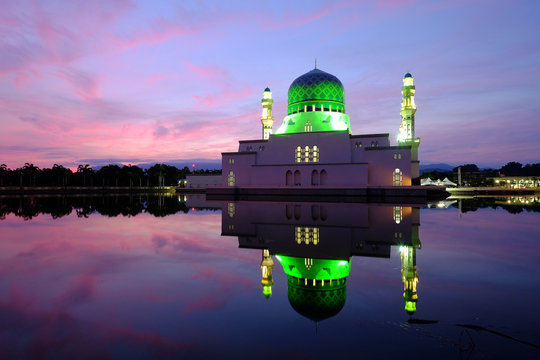 Kota Kinabalu City Mosque / Masjid Bandaraya Kota Kinabalu Sabah, Malaysia