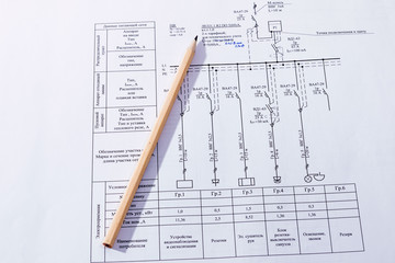 Схема строительства и карандаш
