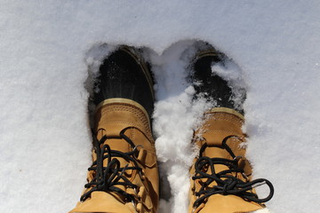 Nature: Snow - boots in the snow
