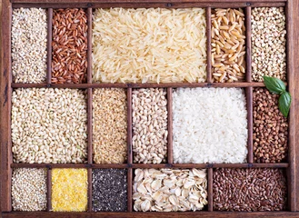 Gordijnen Variety of healthy grains and seeds © fahrwasser