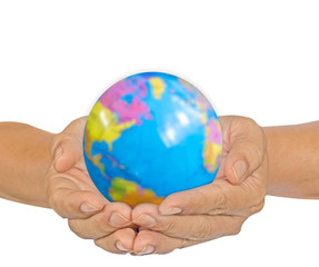hands holding earth