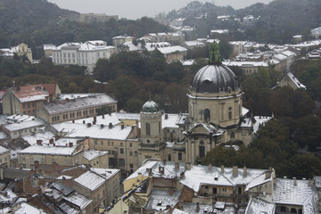 Fototapeta na wymiar Winter view of Lviv