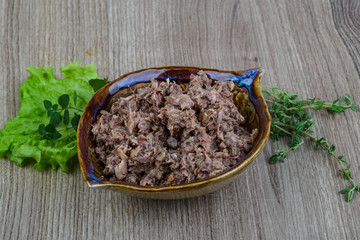 Canned tuna