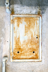 abstract  steel  padock zip in a    varese  sumirago