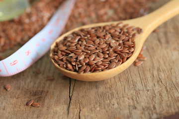 Linseed oil and flax seeds