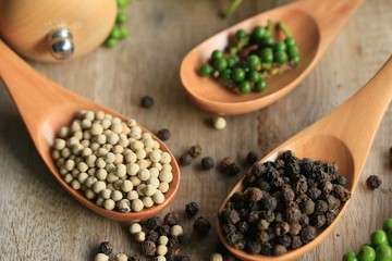 Green seeds with dried pepper