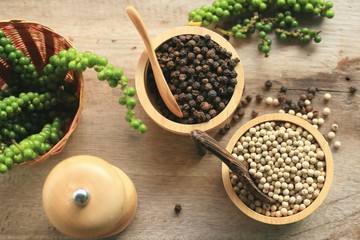 Green seeds with dried pepper