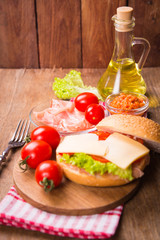 sandwich with ham
