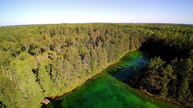 The green lake of the Antu lake in Laane-Virumaa. One of the four sides of the Antu lake in Estonia