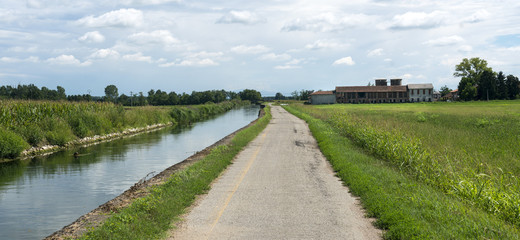 Canal of Bereguardo (IMilan)