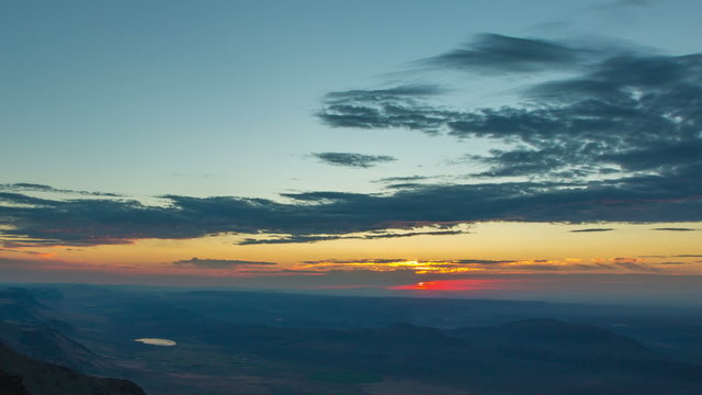 Oregon Steens
Time lapse of Steens Mountain in Oregon.