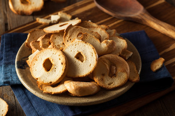 Homemade Whole Wheat Bagel Chips