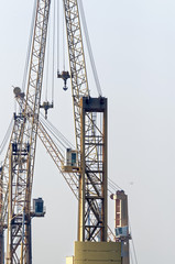 Fototapeta na wymiar harbour's crane
