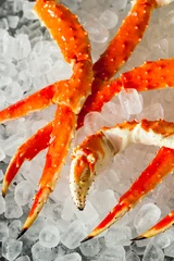 Foto auf Glas Cooked Organic Alaskan King Crab Legs © Brent Hofacker