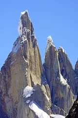 Papier Peint photo Cerro Torre Flèches spectaculaires dans les Andes