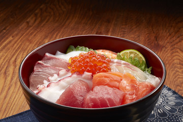 海鮮丼