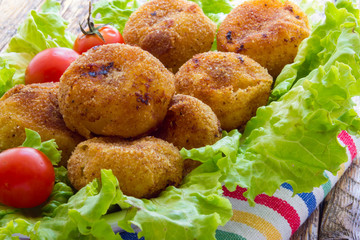 Onion croquettes