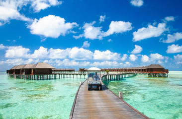 Obraz na płótnie Canvas beach with water bungalows Maldives