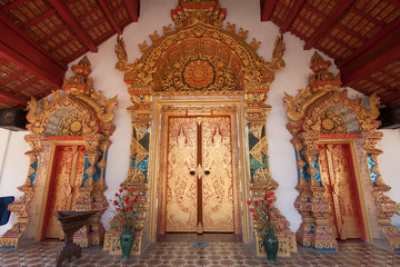 Gateway into the Buddhist church