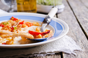 Pasta with squid and vegetables