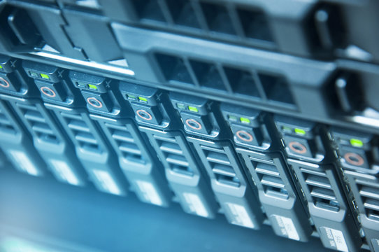 Array disk storage in data center with depth of field from top v