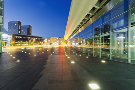 Luxembourg, Luxembourg City, Modern buildings at the Place de l'Europe at night