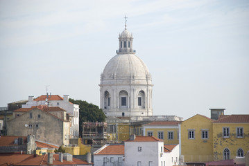 Fototapeta na wymiar kathedrale in lissabon, portugal