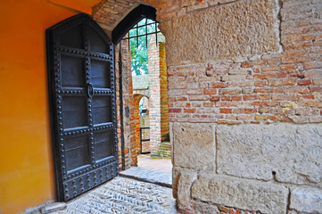 old door in Gradara castle