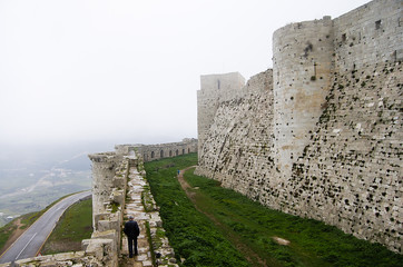Krak des Chevaliers Castle - Syria - obrazy, fototapety, plakaty