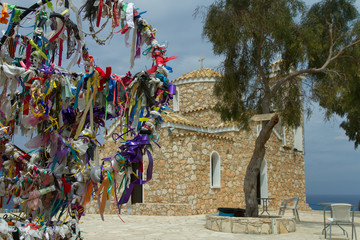 Церковь на холме на Кипре