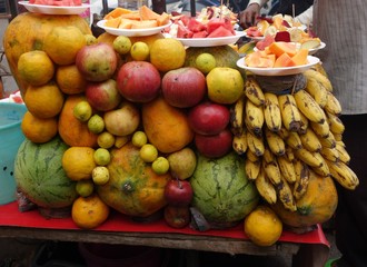 Fresh fruit stand in Delhi, India