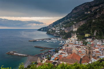 Fototapeta na wymiar view of beautiful Amalfi
