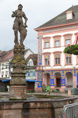 Fototapeta na wymiar Gengenbach Brunnen Rathaus