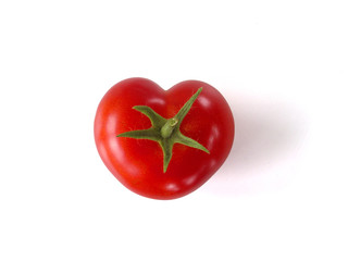 Tomate in Herzform, natürlich gewachsen